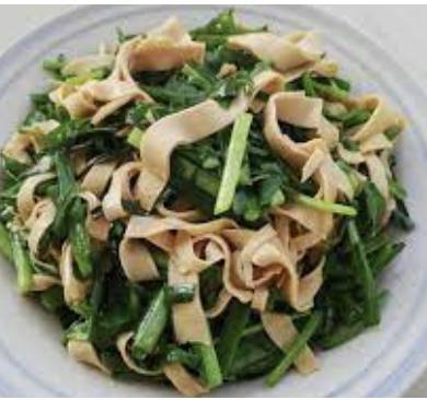 33. Sauteed Leek with Dried Tofu 韭菜炒干豆腐